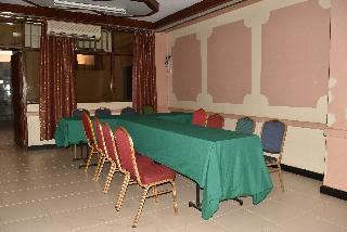 Ibis  2000 Hotel Karatina