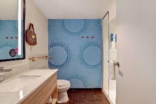 Hotel Tru By Hilton Edmonton Windermere
