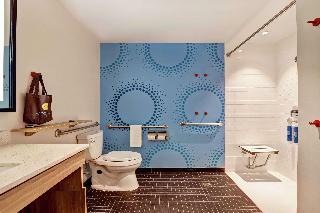 Hotel Tru By Hilton Edmonton Windermere