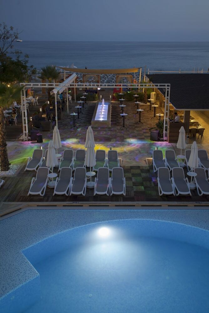 Xperia Saray Beach Hotel