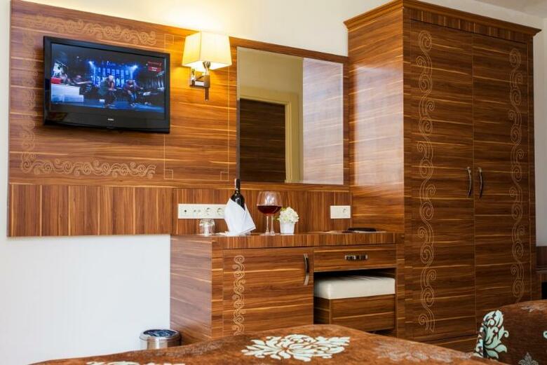 Oba Time Hotel