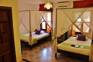 Hotel The Pavilion