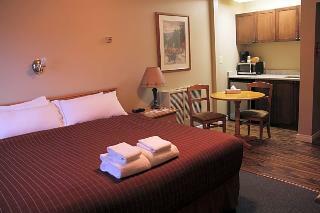 Hotel Aspen Village Inn