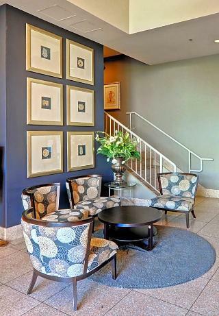 Hotel Red Lion Inn And Suites