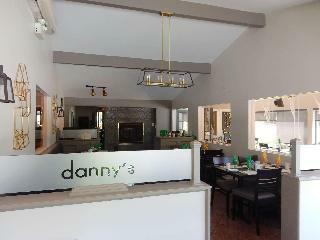 Dannys Hotel Suites Surestay Collection By Bw