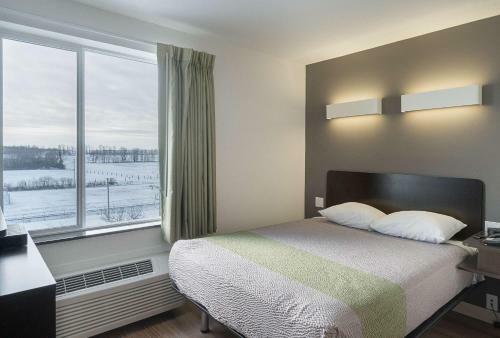 Hotel Studio 6 Bruderheim