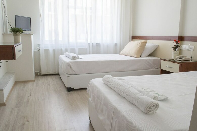 Yildirim Hotel