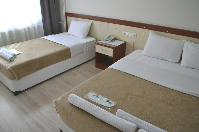 Yildirim Hotel