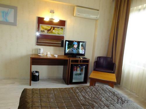 Lifos Hotel