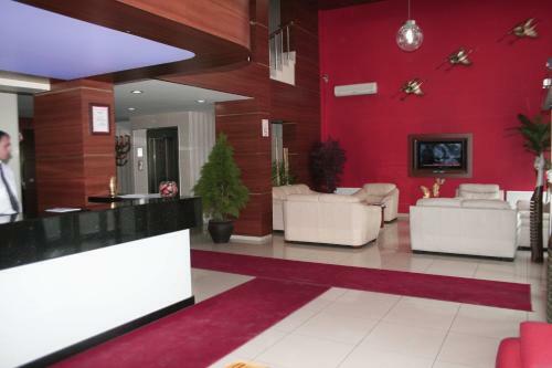 Lifos Hotel