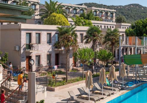 Assos Eden Gardens Hotel