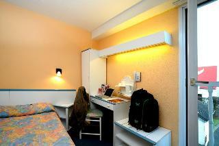 Hotel Balladins Cergy Prefecture