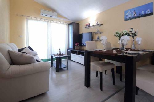 Hotel Apartments Goran