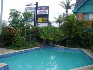 Hotel Coastal Bay Motel