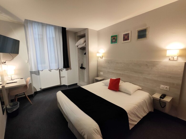 Hotel Suisse Et Bordeaux