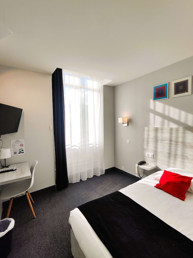 Hotel Suisse Et Bordeaux