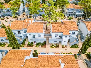 Hotel Zaton Holiday Resort Apartments 4*