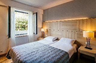 Hotel Zaton Holiday Resort Apartments 4*