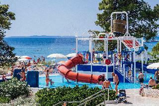 Hotel Zaton Holiday Resort Apartments 4*