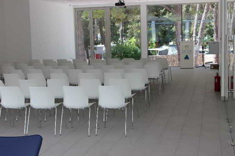 Hotel Zaton Holiday Resort Apartments 4*
