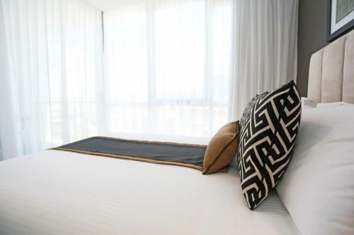 Alex Perry Hotel & Apartments