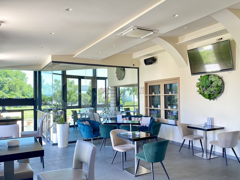 Hotel Royal Airport