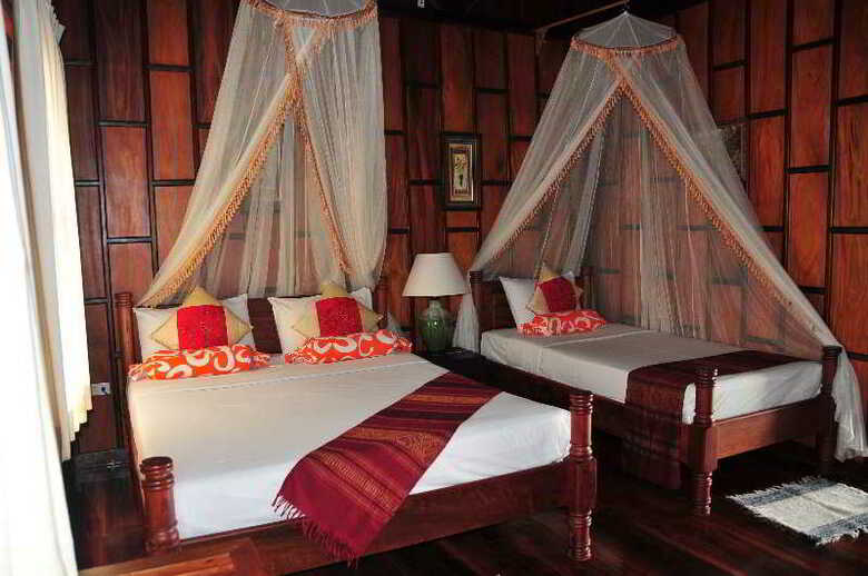 Hotel Villa Senesouk