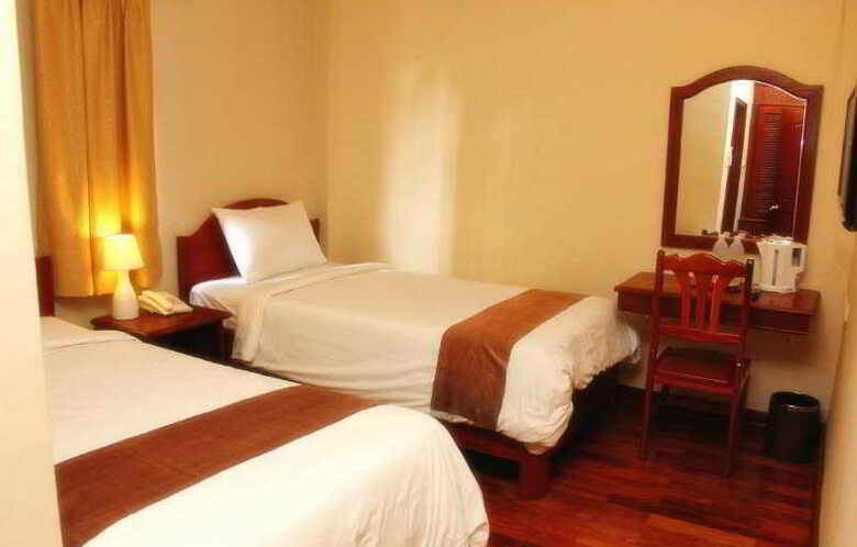 Kham Paine Hotel 2