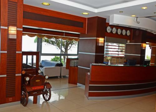 Hotel Lara Otel