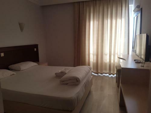 Acropol Beach Hotel
