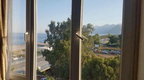 Acropol Beach Hotel