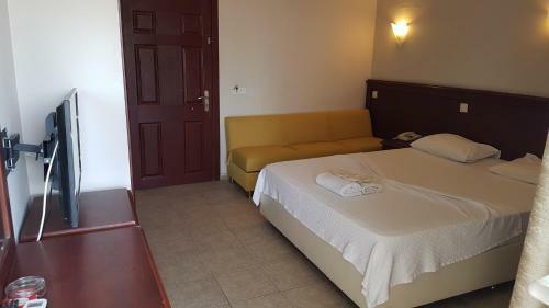 Acropol Beach Hotel