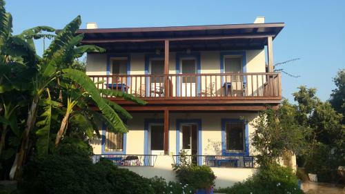 Paradise Garden Apartments