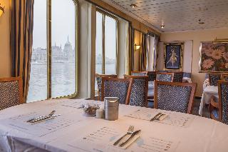 Onriver Hotels - Ms Cezanne