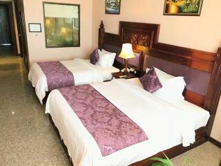 Phnom Penh Era Hotel