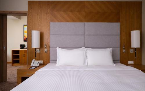 Hotel Doubletree By Hilton Almaty