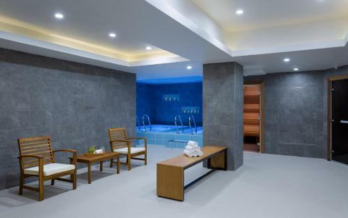 Hotel Doubletree By Hilton Almaty