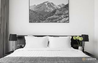 Lyve Inc Hotel & Residence