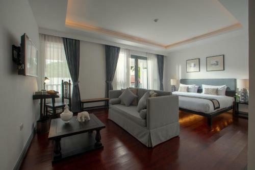 Souphattra Hotel