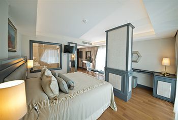 Prime Boutique Hotel