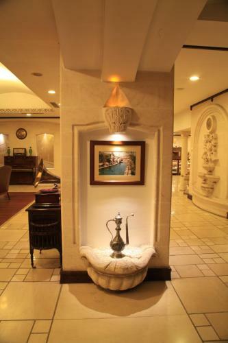 Elruha Hotel
