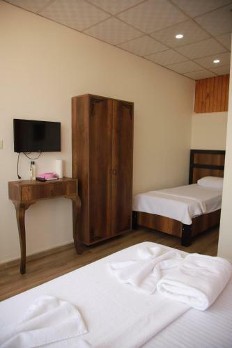 Hostal Aslan Guest House