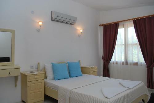 Myra Hotel