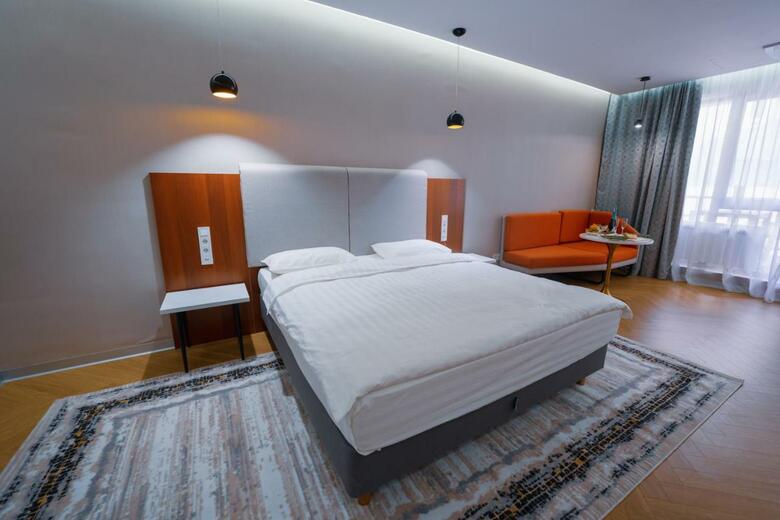 Kazzhol Park Hotel