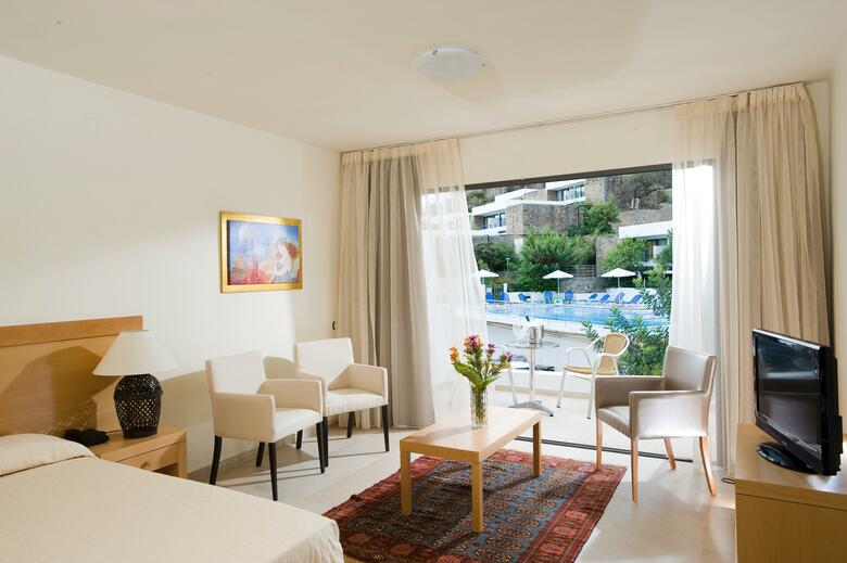 Hotel Ariadne Beach