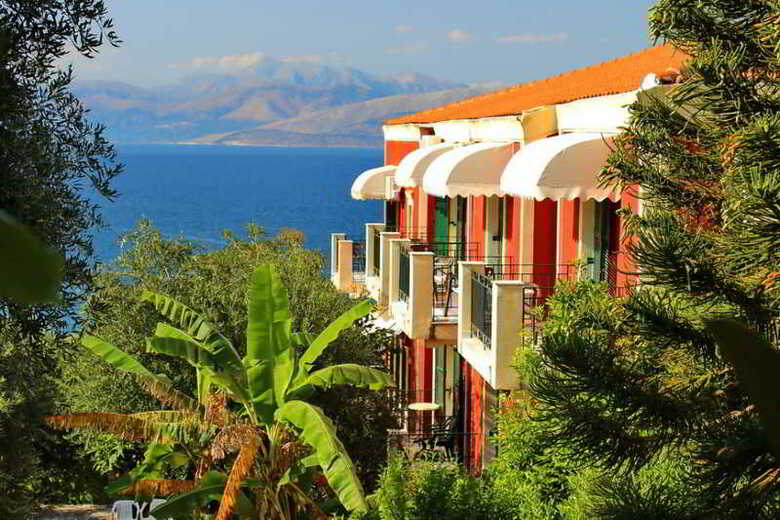 Hotel Apraos Bay
