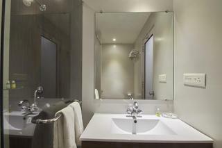 Sinclairs Darjeeling Hotel
