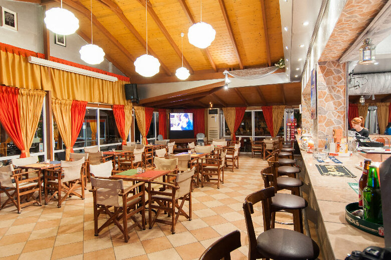 Hotel Panorama Studios & Apartments