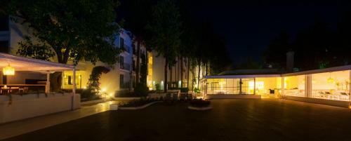 Liv Hotel