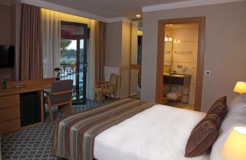 Tuzla Town Hotel